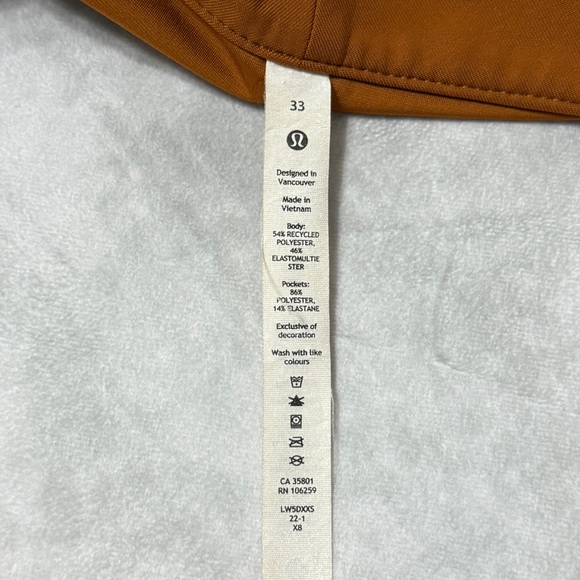 LULULEMON City Sleek 5 Pocket Wide Leg Pant. Size XL /33 - Picture 14 of 15